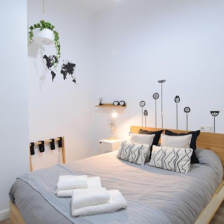 Apartamento Atarazanas Malaga Centro Historico Екстер'єр фото