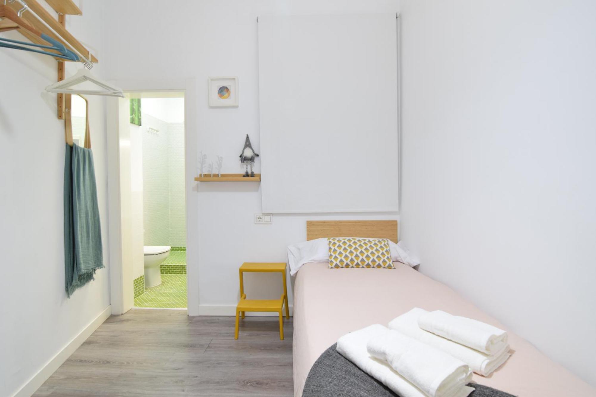 Apartamento Atarazanas Malaga Centro Historico Екстер'єр фото
