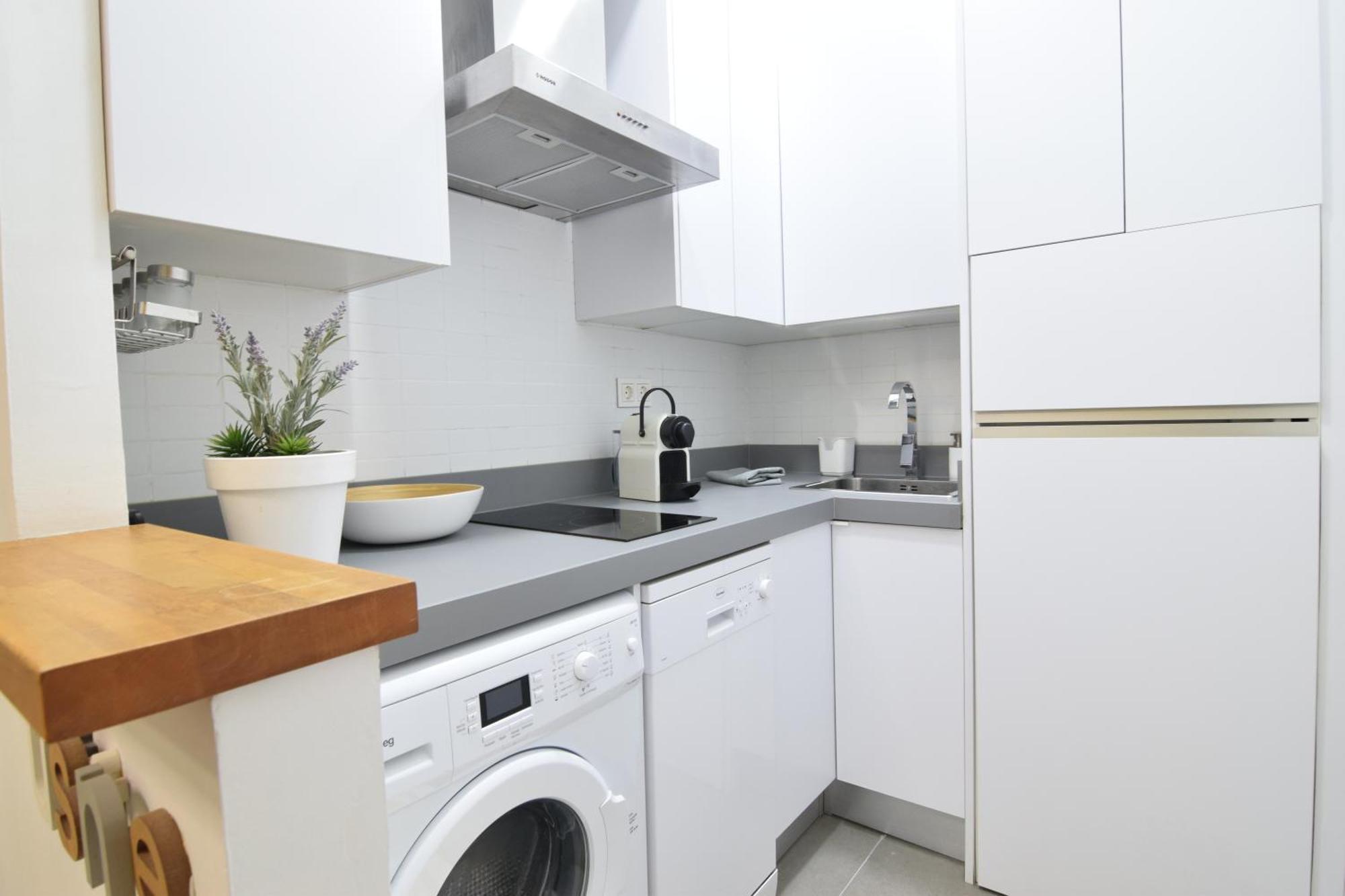 Apartamento Atarazanas Malaga Centro Historico Екстер'єр фото
