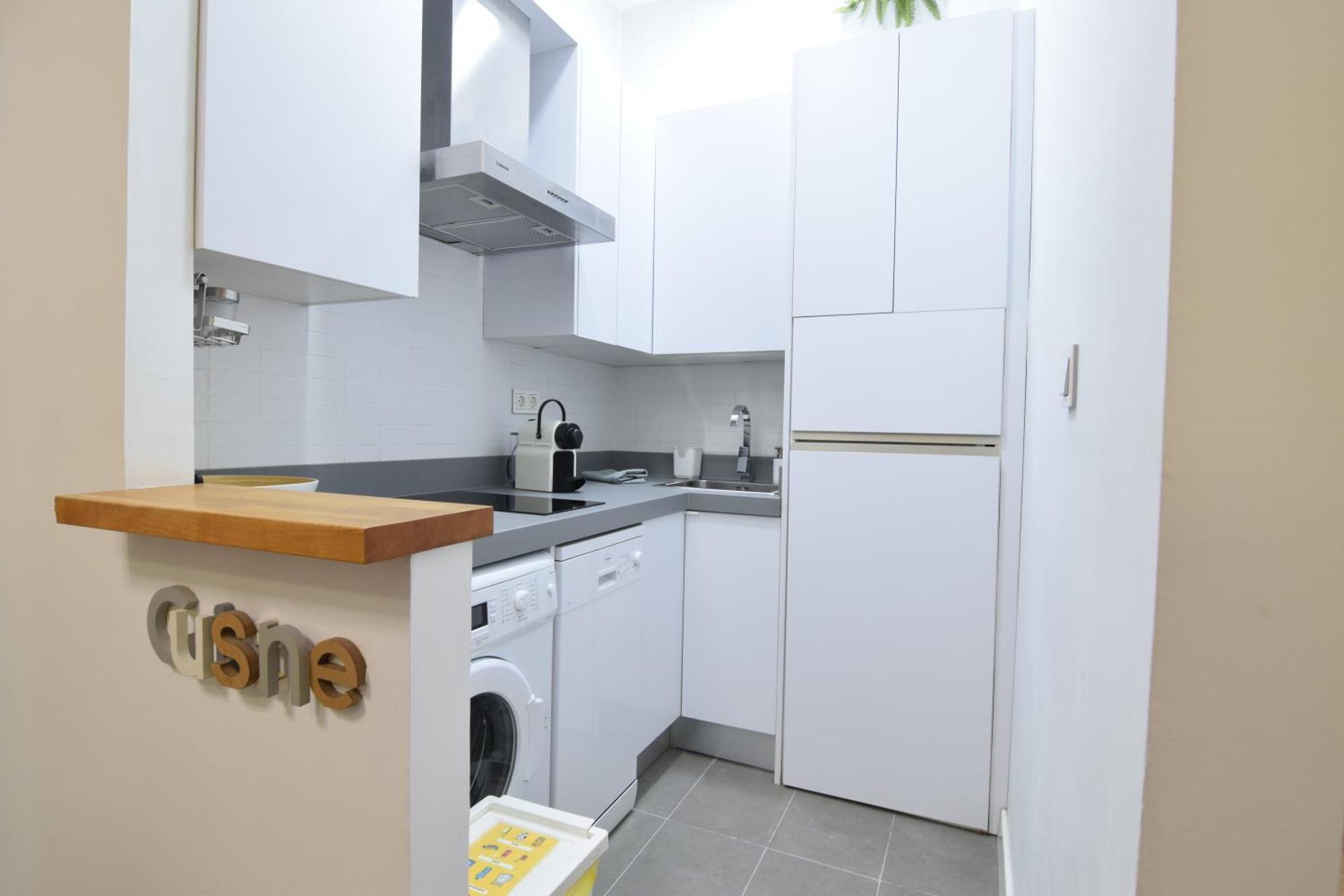 Apartamento Atarazanas Malaga Centro Historico Екстер'єр фото