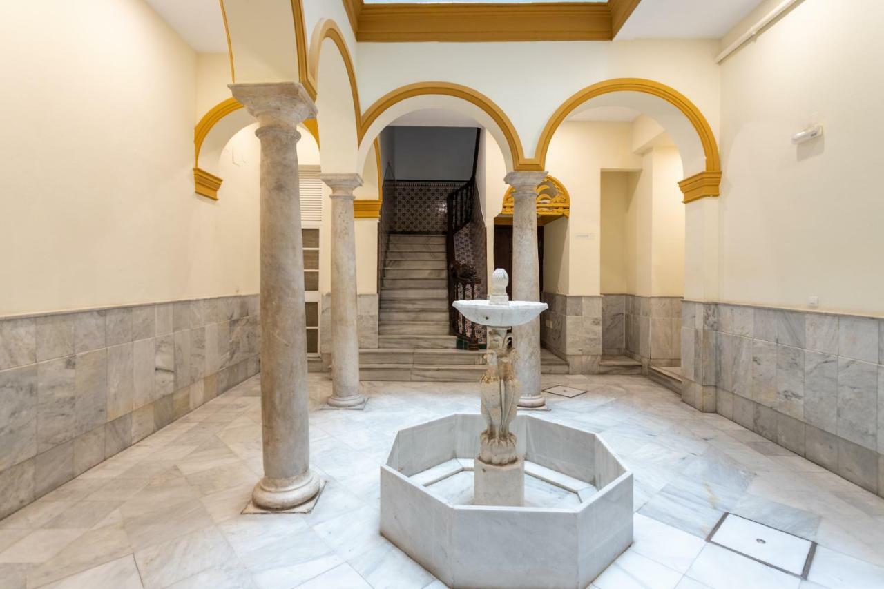 Apartamento Atarazanas Malaga Centro Historico Екстер'єр фото