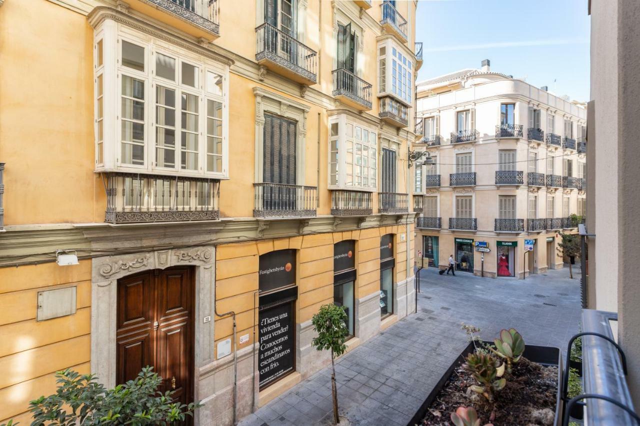 Apartamento Atarazanas Malaga Centro Historico Екстер'єр фото