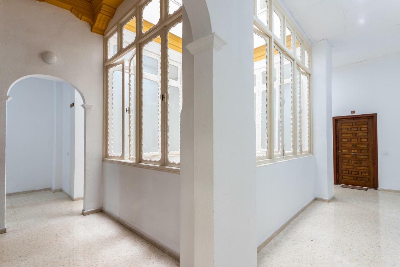 Apartamento Atarazanas Malaga Centro Historico Екстер'єр фото