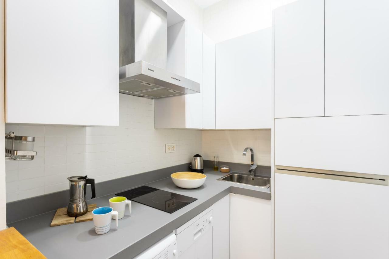Apartamento Atarazanas Malaga Centro Historico Екстер'єр фото