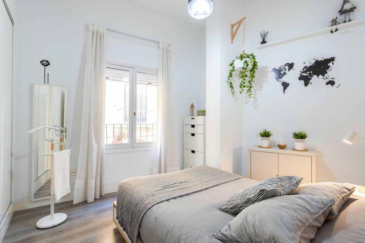 Apartamento Atarazanas Malaga Centro Historico Екстер'єр фото